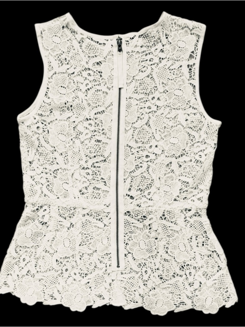 CAbi White Lace Sleeveless Peplum Top Floral Crochet Blouse Size M - Picture 4 of 8